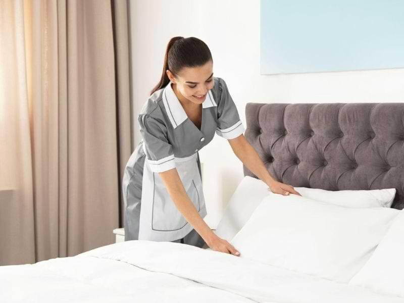 Breaking Into Top Paying American Housekeeping Jobs
